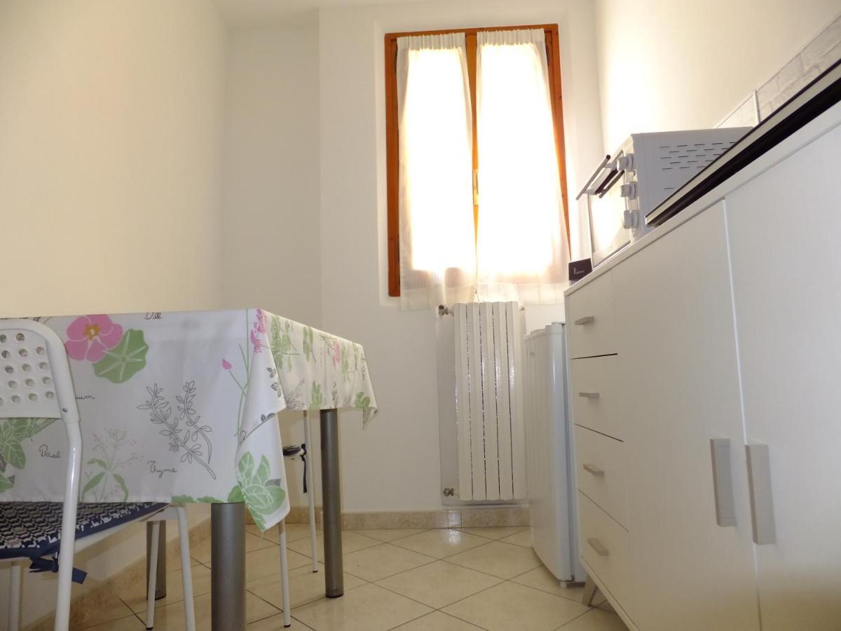 B&B Il Borghetto กัลเดรารา ดิ เรโน ภายนอก รูปภาพ